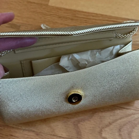 NWOT Gold Evening Bag Clutch Shoulder Bag - Picture 10 of 11